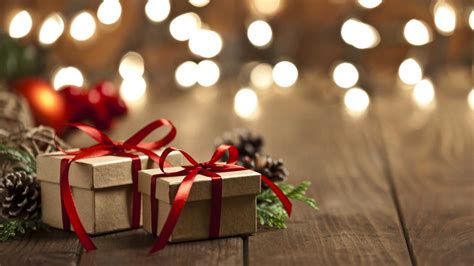 Accepting Christmas presents - Mohammed Nizami