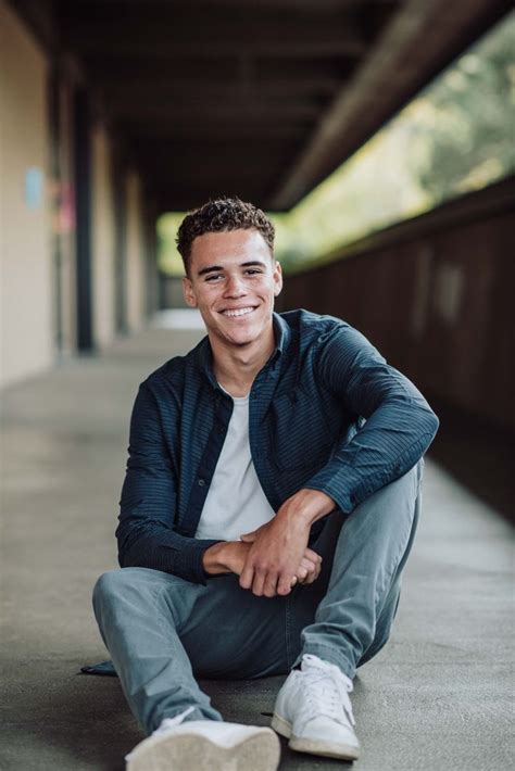 Image Result For Senior Pictures Boys Senior Boy Photography