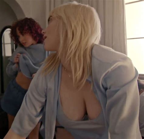 Billie Eilish Nude LEAKED Pics Sex Tape Porn NEW 2021