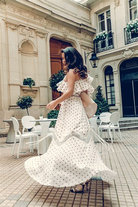 Dress Like A Parisian — Style Right Fashion Blog