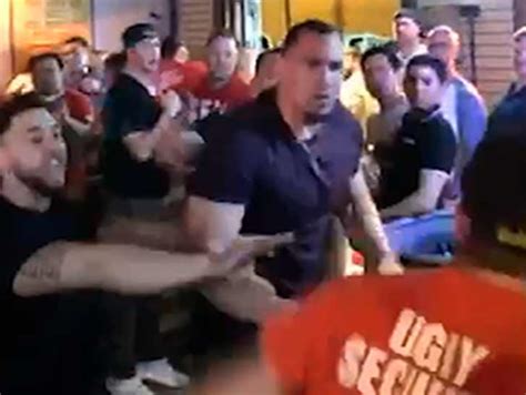 Nfl S Tyrone Crawford Hit With Criminal Charge After Insane Bar Brawl