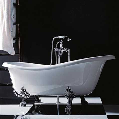 Bagno barocco, lo stile regale torna a fare capolino Vasca da bagno freestanding classica con piedi cromo 170 ...