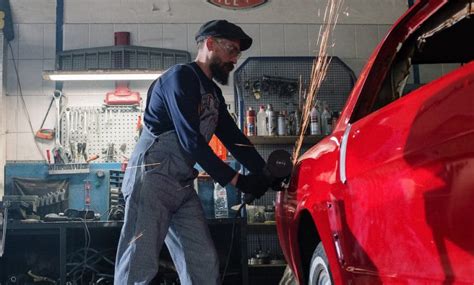 7 Car Repairs You Should Never Attempt Yourself