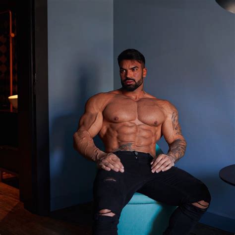 male fitness model men tattoos