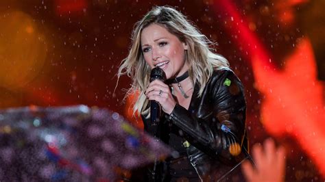 Helene Fischer Einbruch Foto Zeigt Maskierte Eindringlinge Auf Ihrem Grundstück Boulevard