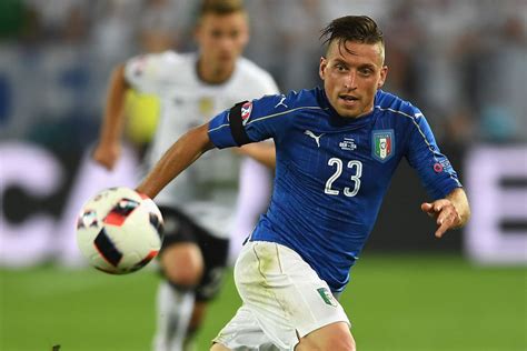 Napoli agree terms to sign Emanuele Giaccherini - The Siren's Song