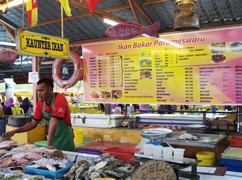 Bahkan banyak juga yang menjadikan kegiatan memasak ini sebagai hobi dan bisa menghasilkan uang. The Best Ikan Bakar at Umbai, Melaka (With images ...