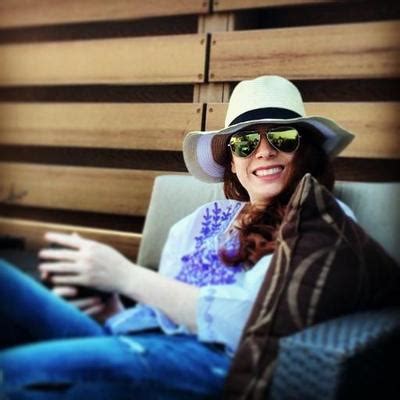 Carrie Cummingss Profile The Hollywood Reporter Adweek Mediapost Journalist Muck Rack