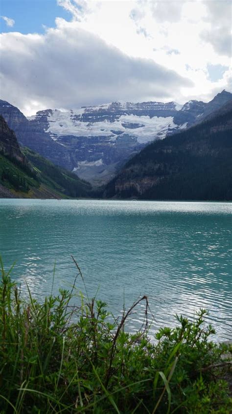 Lake Louise At Banff National Park Stock Image Image Of Mountains