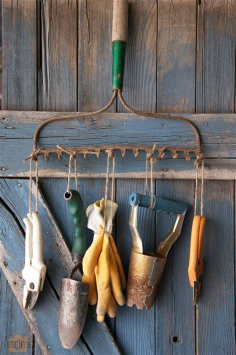 18 Genius Ways To Repurpose Old Garden Tools