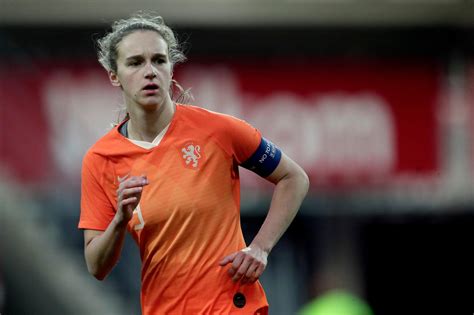 Arsenal dutch national team adidas represented.vivianne miedema. Miedema krijgt plekje in team van het jaar in Engeland ...
