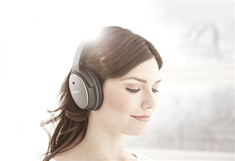 Bose® Quietcomfort® 25 Acoustic Noise Cancelling® Headphones Sharper