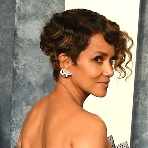 Halle Berry Poses Completely Nude For Sun Soaked Photograph Hello