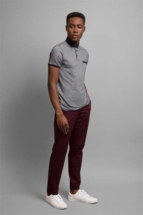 Https://wstravely.com/outfit/grey Polo Shirt Outfit