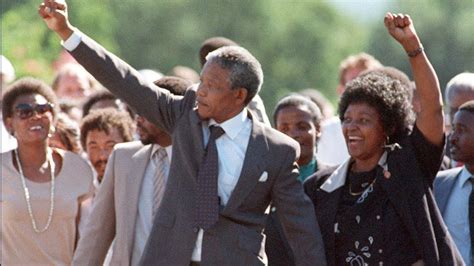 Mandela himself was educated at university college of fort hare and the university of nelson mandela was released on february 11, 1990. 30 jaar na vrijlating Mandela: 'Ongelijkheid in Zuid ...