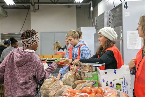 Gleaners Food Bank Of Indiana On Twitter We Are Just 350 Volunteers