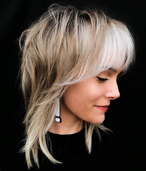 Shoulder Length Hairstyles With Bangs 2022 Haircuts Smartest Hairstyles