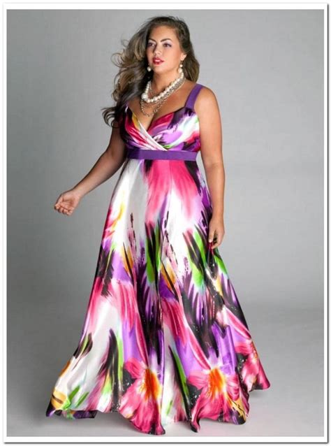 Stylish Curvy And Absolutely Stunning This Floral Dress With Its