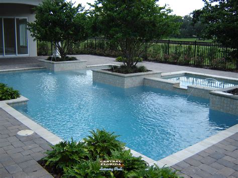 Central Florida Swimming Pools Inc Website Home Page