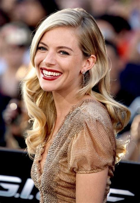 Wcw Sienna Miller Sienna Miller Hair Blonde Hair Inspiration Long Hair Styles