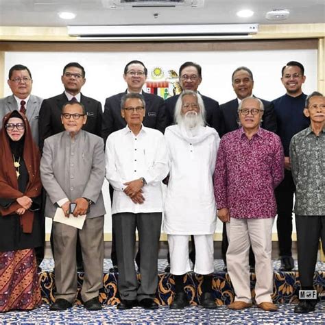 Tujuh Sasterawan Negara Terima Elaun Penghargaan Bulanan Rm5000 Selangorkini