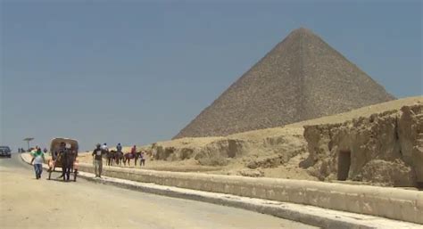 mysterious secret chamber discovered inside great pyramid of giza wsvn 7news miami news