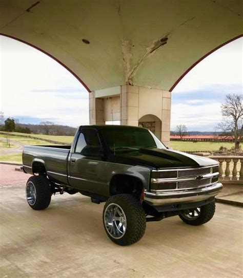 our favorite chevy trucks of all time best place tucks chevy trucks lifted chevy trucks