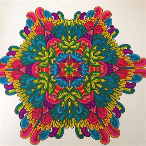 Het enige echte mandala kleurboek. Mandala kleuren voor volwassenen | Mandala, Kleuren