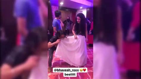 Avneet Kaur Superb Dance Jannat Birthday Party New 2017 Youtube