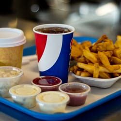 Free online ordering from restaurants near you! Best Fast Food Near Me - May 2018: Find Nearby Fast Food ...
