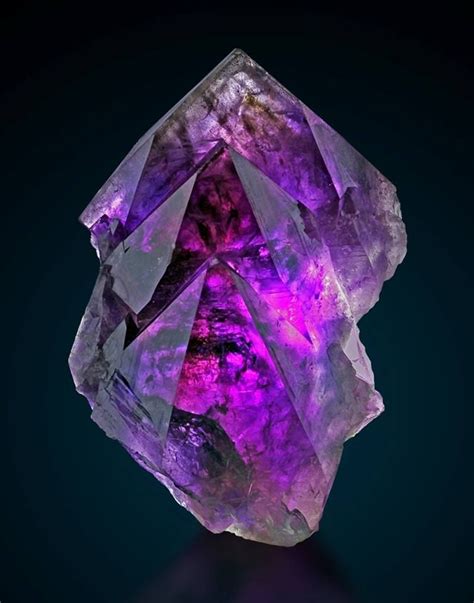 Minerals Crystals Rocks Minerals And Gemstones Stones And Crystals