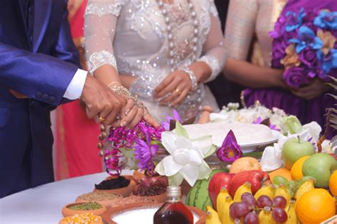 Sri Lankan Wedding Traditions Must Know Customs