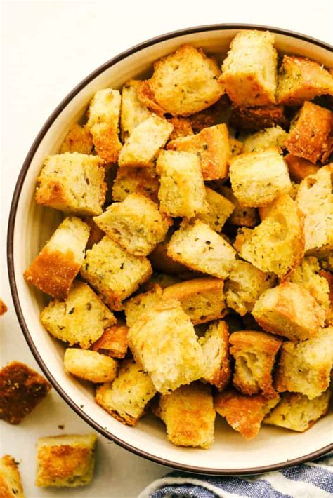 The Best Crunchy Homemade Croutons Therecipecritic