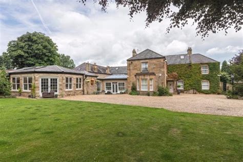 4 Bedroom Detached Villa For Sale In Lane Head Ryton Tyne And Wear