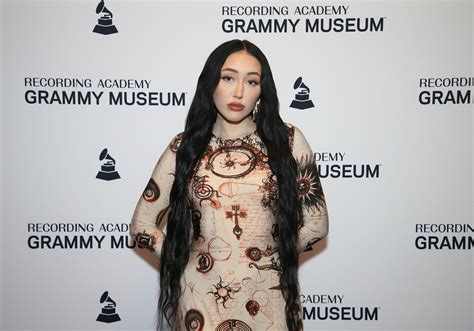 noah cyrus wears a see through white dress to expose the nipple local news today
