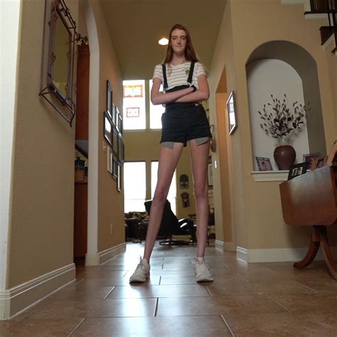 guinness world records says teen has the world s longest legs you don t really fit into the