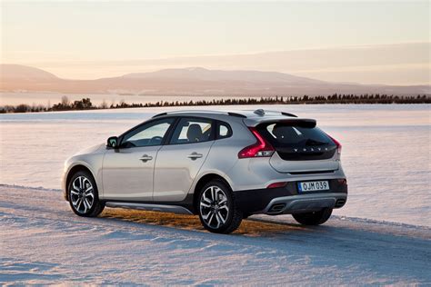 Volvo V40 Cross Country Volvo Cars Global Media Newsroom