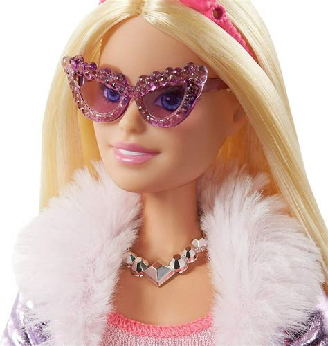 Mattel Κούκλα Barbie Μοντέρνα Πριγκίπισσα με Κουτάβι για 3 Ετών Gml76