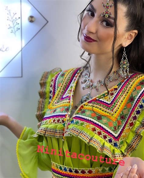 Idée Robe Kabyle in Traditional dresses Traditional outfits Afghan clothes
