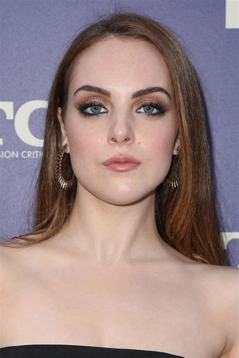 Elizabeth Gillies Hairstyles And Hair Colors Steal Her Style Liz