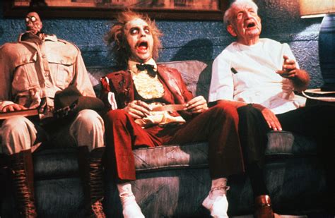 The making of beetlejuice should interest fans of the film who are disappointed over being teased about. Cine Entretenimento