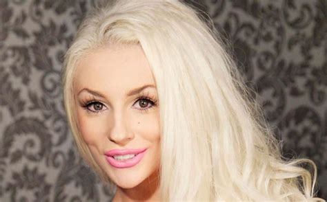She has an estimated net worth of $100 thousand. Courtney Stodden Net Worth 2021: Age, Height, Weight ...