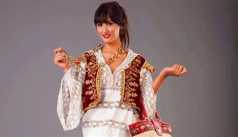 Costume Traditionnel Tunisien Habit Traditionnel De Tunisie Oriental