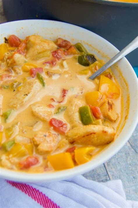 Transfer chicken mixture to previously prepared baking dish and sprinkle with remaining shredded cheddar cheese. Cheesy Chicken Fajita Soup • The Diary of a Real Housewife