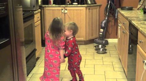 Brother And Sister Dancing To Funny Youtube