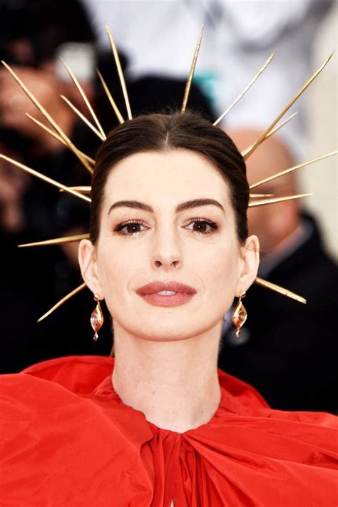 Get Ready All Of The Best Hair And Makeup Looks At The Met Gala