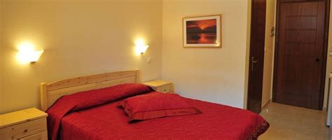 Νησοσ αμμουλιανη, περιήγηση και πληροφορίες για την αμμουλιανή, ξενάγηση στο μοναδικό κατοικίσημο νησί της χαλκιδικής, χρήσιμα τηλέφωνα, χαλκιδικη, χαλκιδική, πρόσβαση. ΔΙΑΜΟΝΗ - Πανσιόν Εύη Αμμουλιανή Χαλκιδική