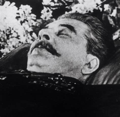 Stalin Kult Russland berauscht sich an seinem größten Mörder WELT