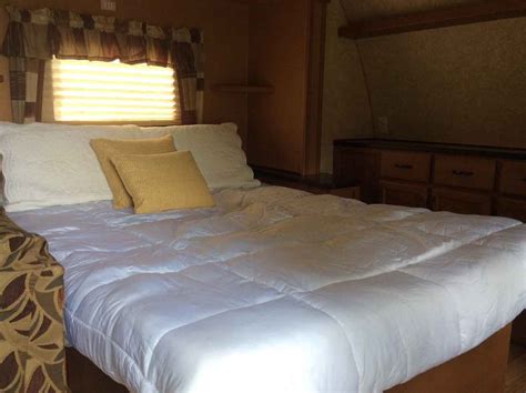 2010 Used Komfort Resort 239fb Travel Trailer In Tennessee Tn