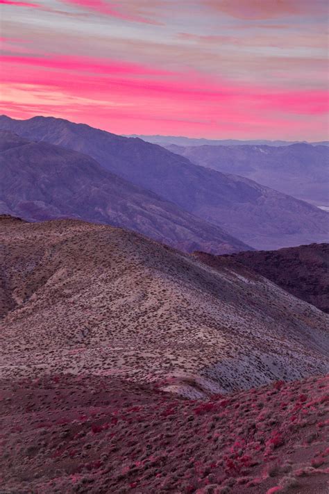 Dantes Peak Death Valley California Smithsonian Photo Contest